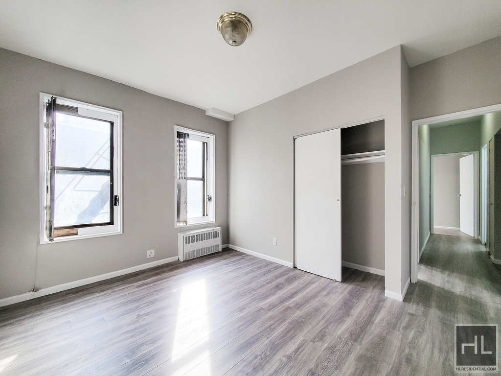 East 100th Street - Photo 1