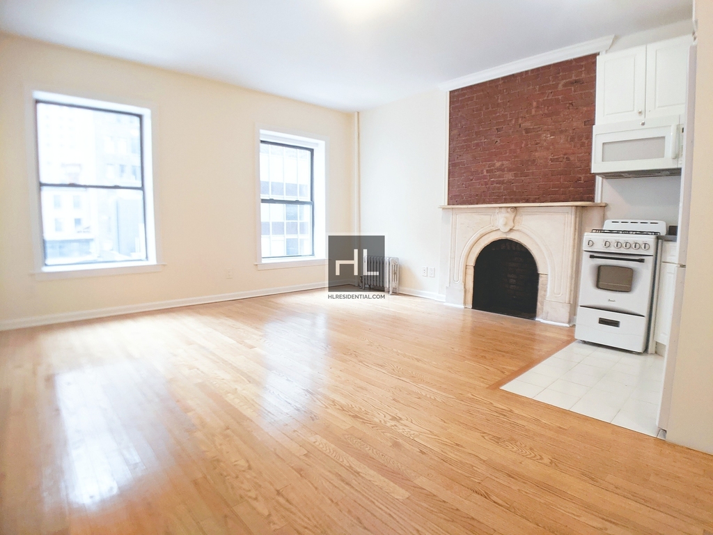 West 56 Street - Photo 0