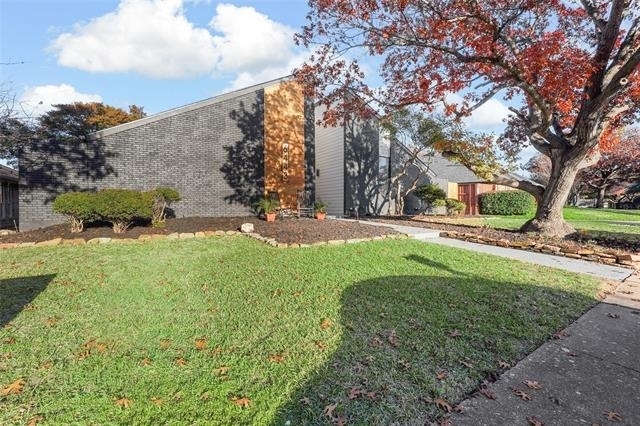 6443 Redpine Road - Photo 0