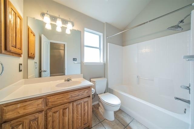 8249 Fall Crest Drive - Photo 18