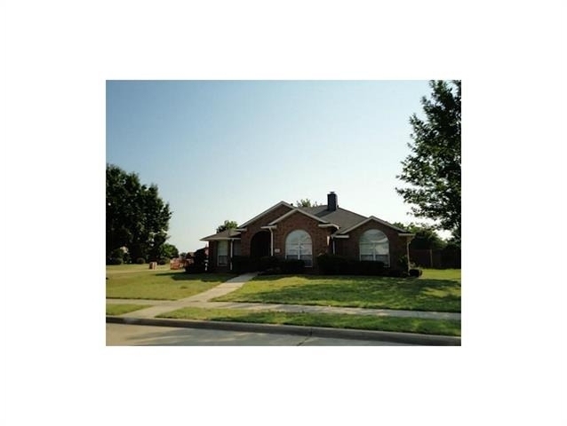 123 E Clubview Circle E - Photo 3