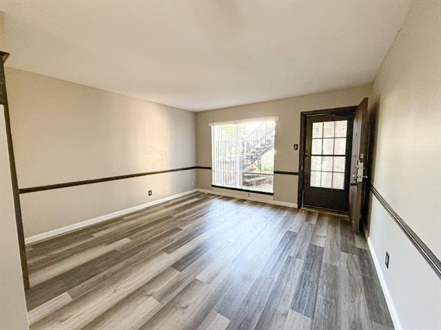 5001 Bowser Avenue - Photo 5