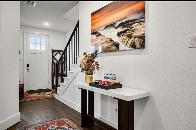 802 Resort Drive - Photo 4