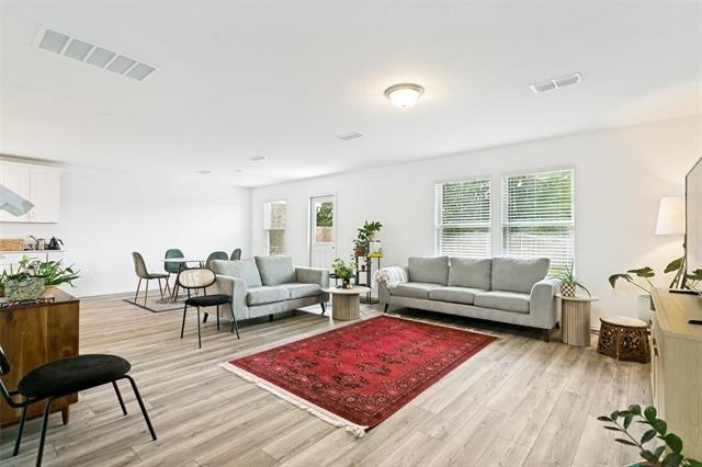 242 Lake Erie Drive - Photo 1