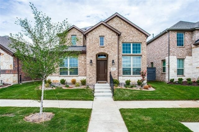 1304 Wildflower Way - Photo 0