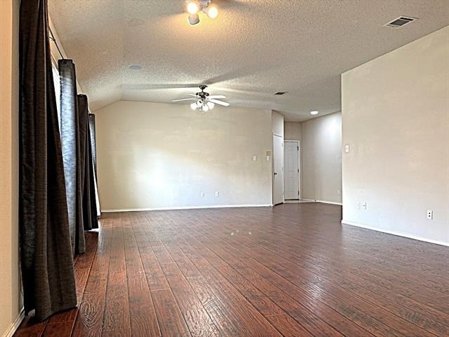 9805 Nixon Drive - Photo 4