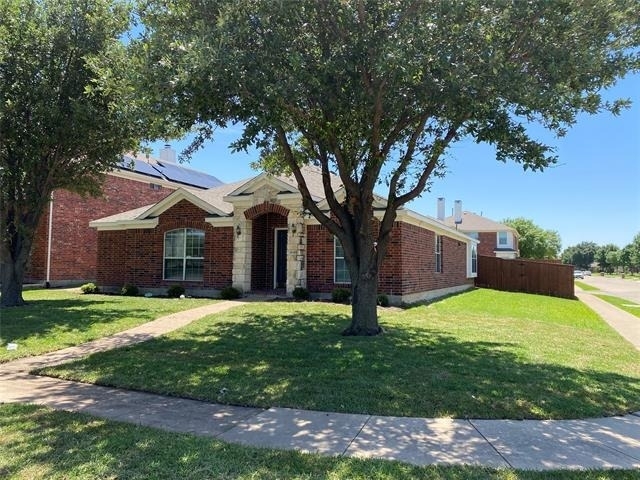 1045 Ducks Landing - Photo 1