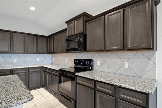 5100 Royal Springs Drive - Photo 13