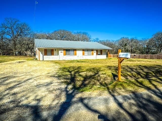 617 County Road 805a - Photo 2