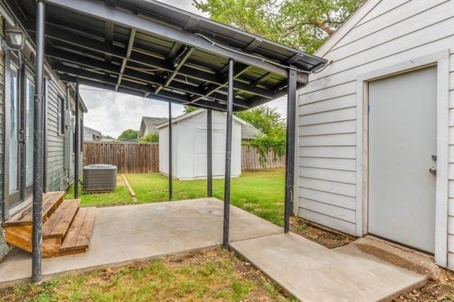 2736 Rolinda Drive - Photo 10
