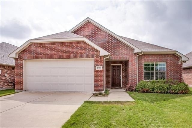 2793 Cresent Lake Drive - Photo 1