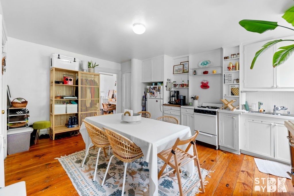 49 South 1st Street - Photo 3