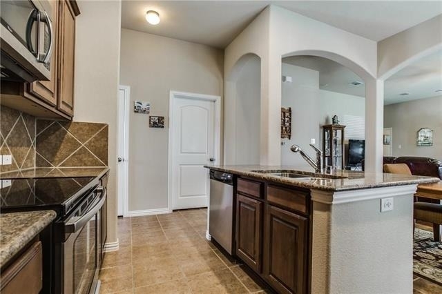 941 Lake Worth Trail - Photo 2