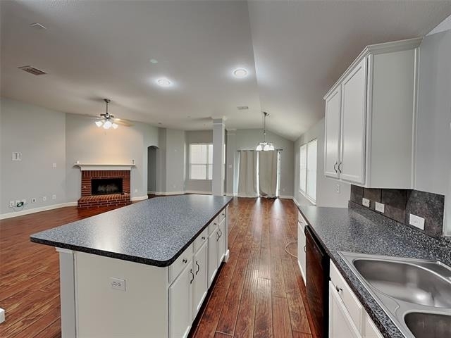 5920 Paloma Blanca Drive - Photo 2