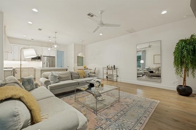 5615 Ellsworth Avenue - Photo 2