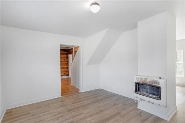 917 W Crawford Street - Photo 2