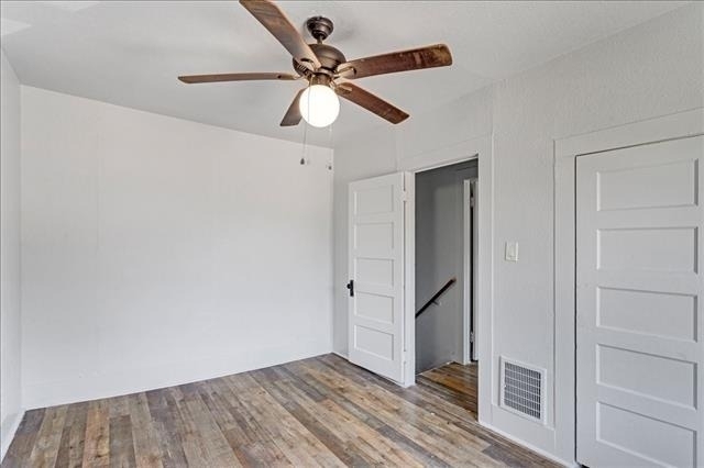 917 W Crawford Street - Photo 9
