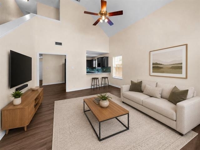 324 N Tolbert Avenue - Photo 1