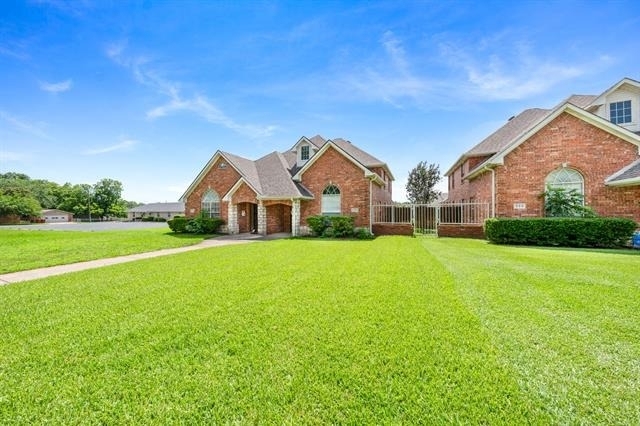 324 N Tolbert Avenue - Photo 28