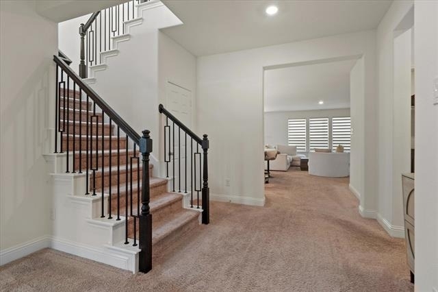 933 Brock Drive - Photo 2