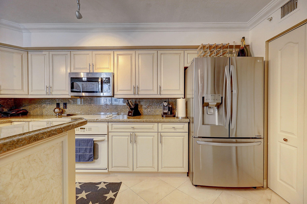3606 S Ocean 703 Boulevard - Photo 3