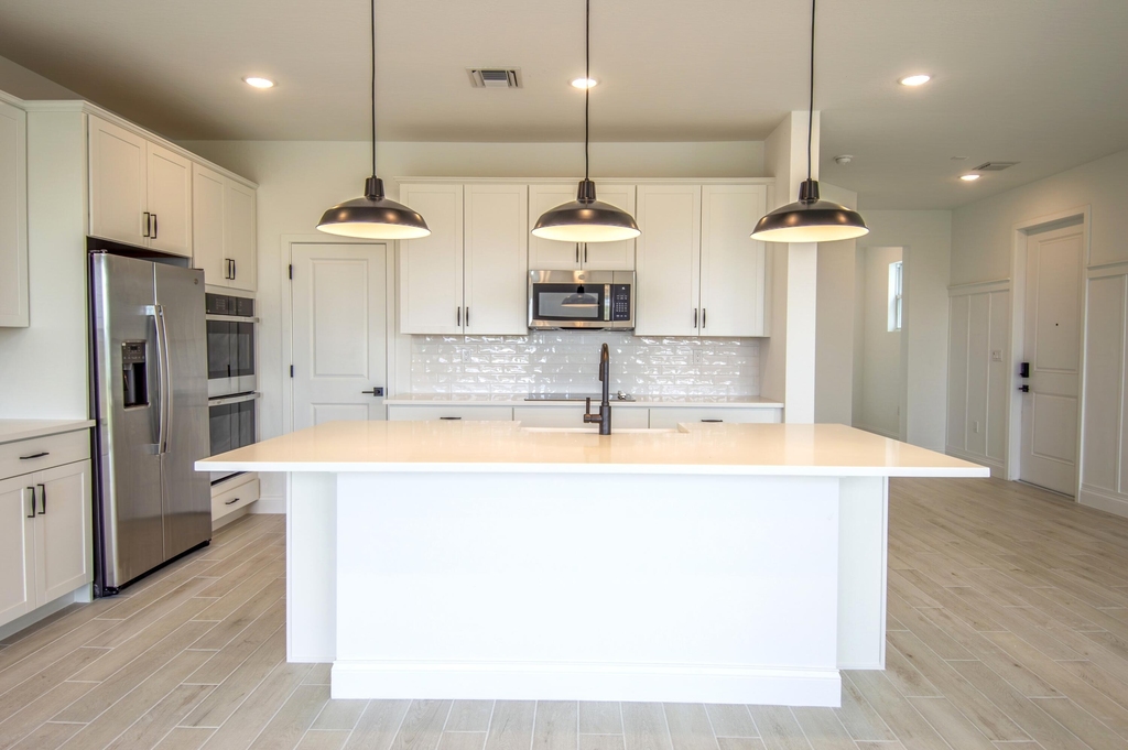 171 Se Birch Terrace - Photo 3