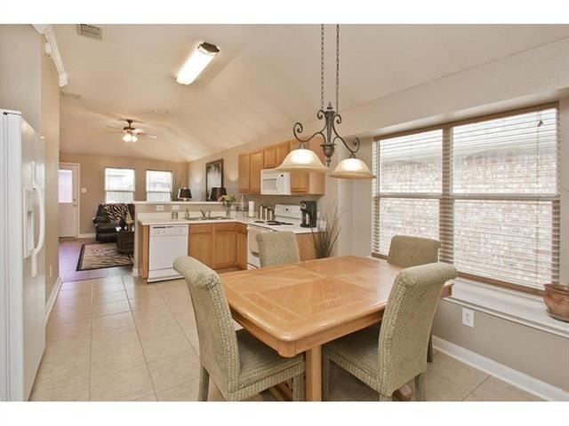 11937 Brown Fox Drive - Photo 4