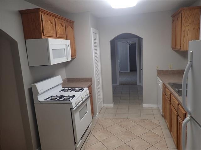 6340 Parkdale Drive - Photo 7