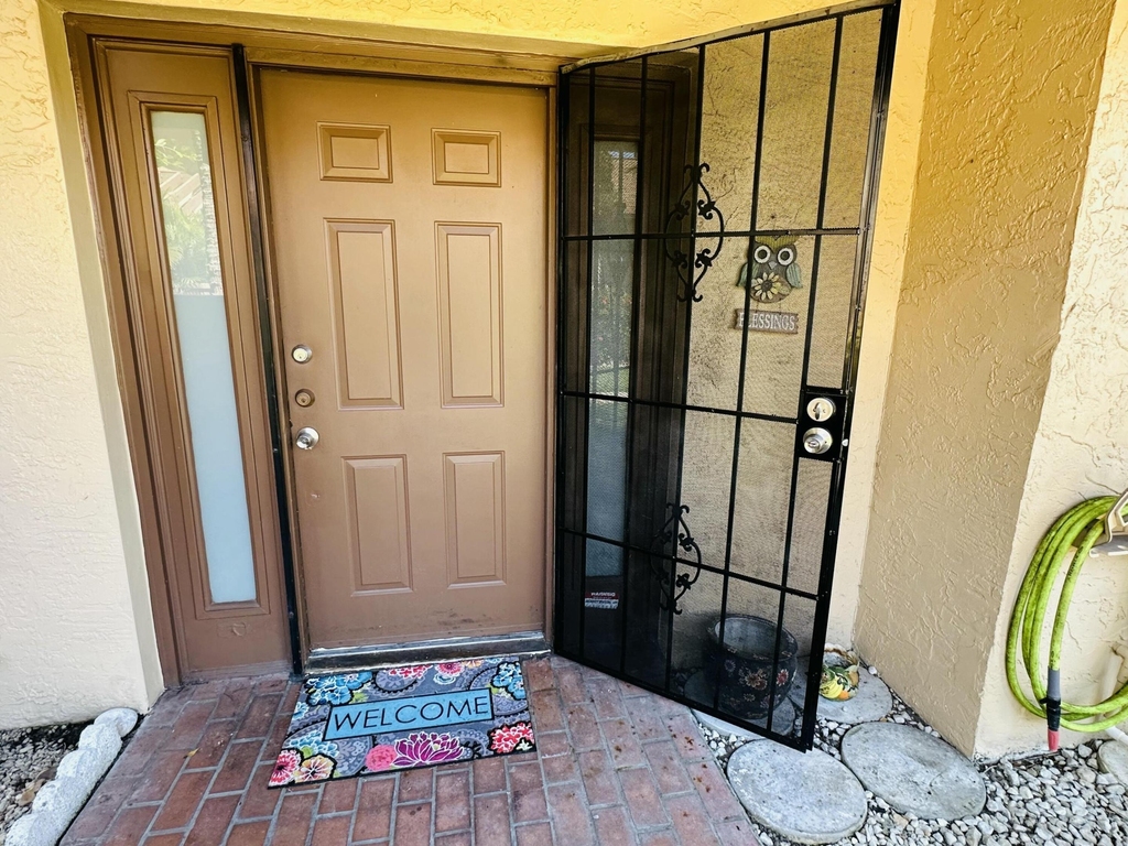 3953 Cocoplum Circle - Photo 4