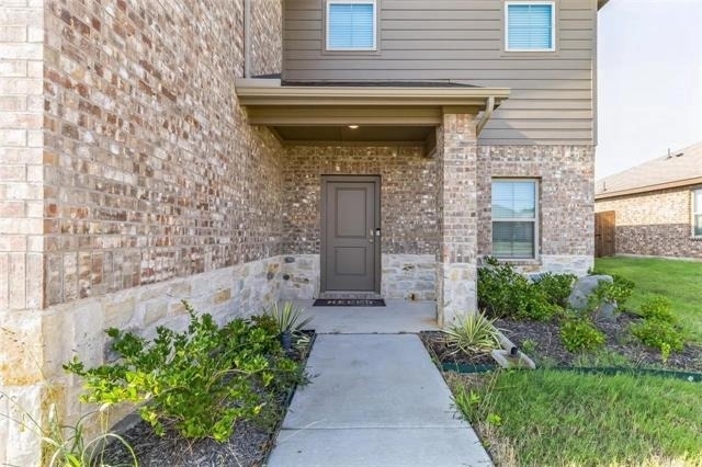 3124 Sweetwater Way - Photo 3