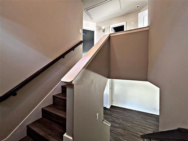 4916 Villas Drive - Photo 9