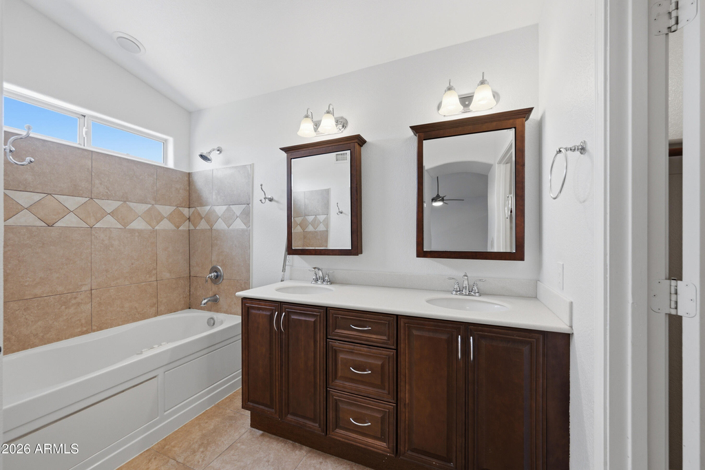 3906 E Kimberly Way - Photo 20