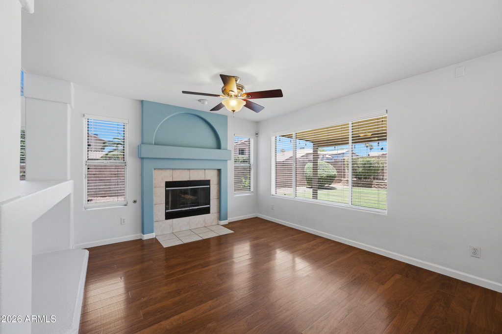 3906 E Kimberly Way - Photo 7