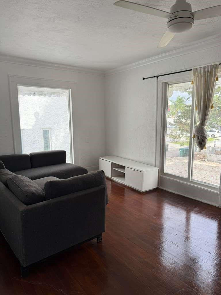817 Tyler Street - Photo 6