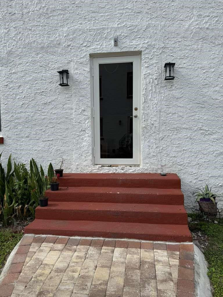 817 Tyler Street - Photo 4