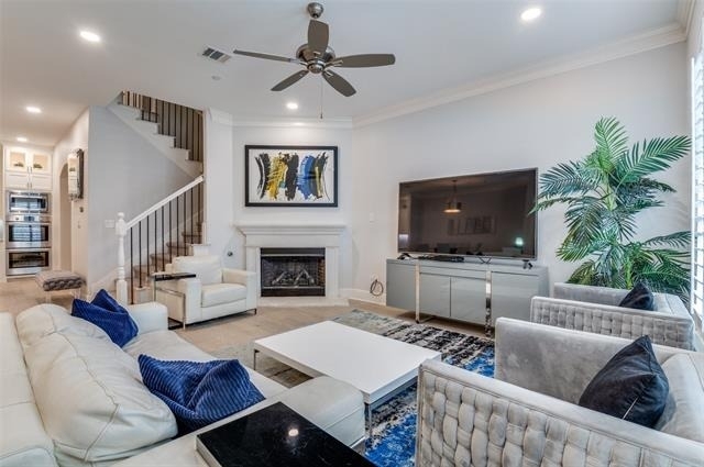 7525 Renaissance Boulevard - Photo 4