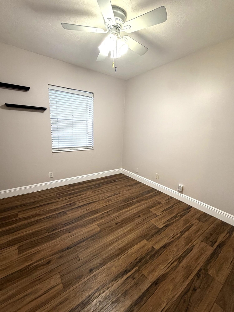 9585 Affirmed Lane - Photo 2