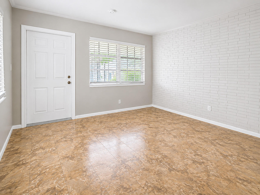 2120 Ne 41st Street - Photo 7