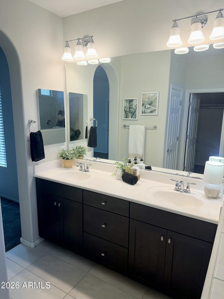 3745 N Astoria Drive - Photo 19
