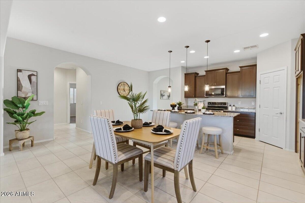 3745 N Astoria Drive - Photo 10