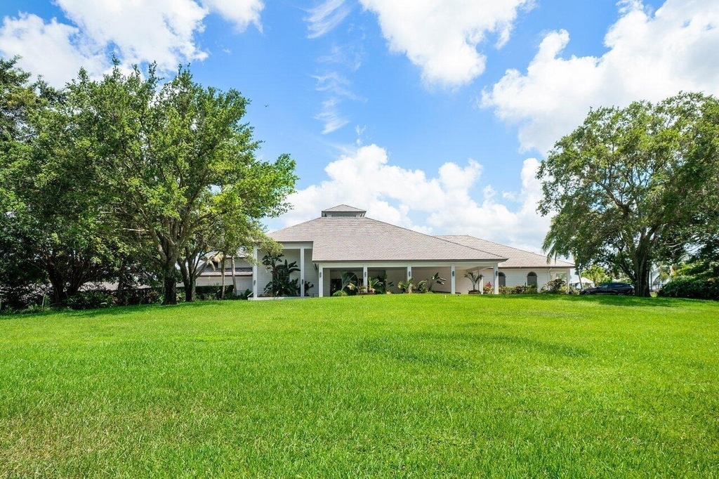 11863 Wimbledon Circle - Photo 39
