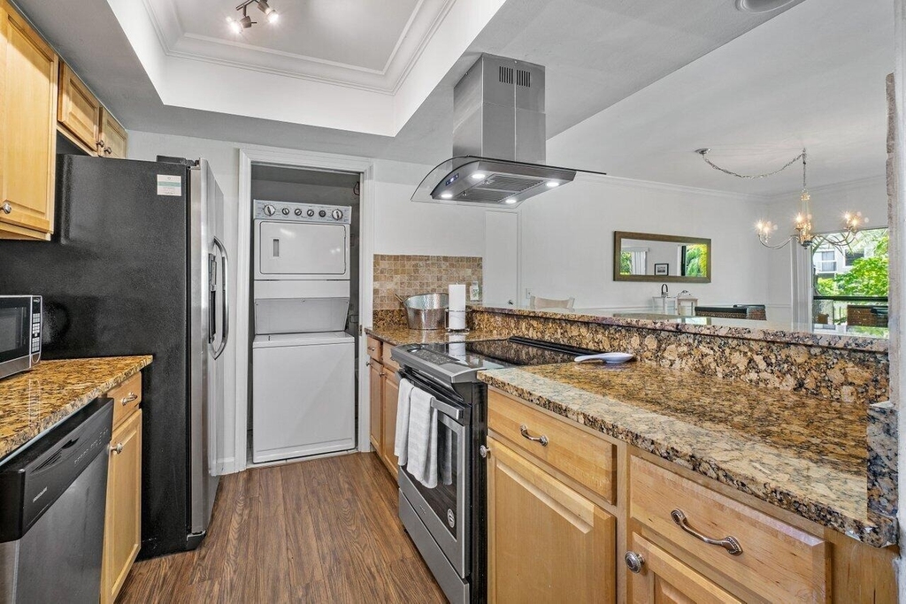 11863 Wimbledon Circle - Photo 3