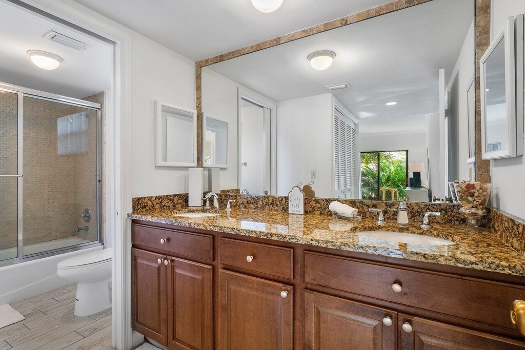 11863 Wimbledon Circle - Photo 5