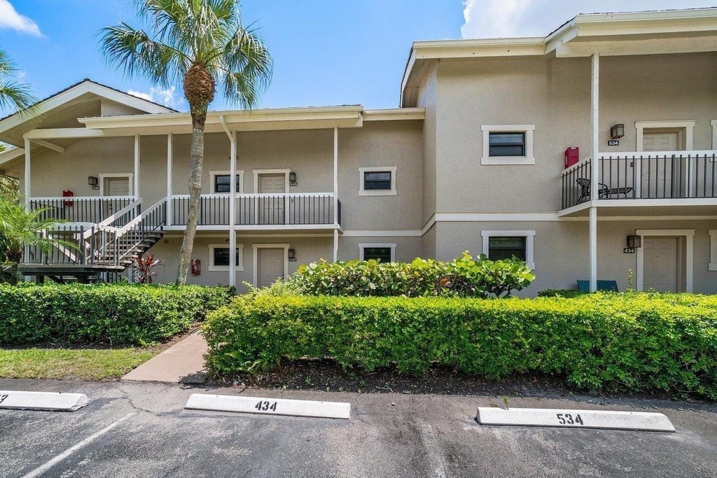 11863 Wimbledon Circle - Photo 22