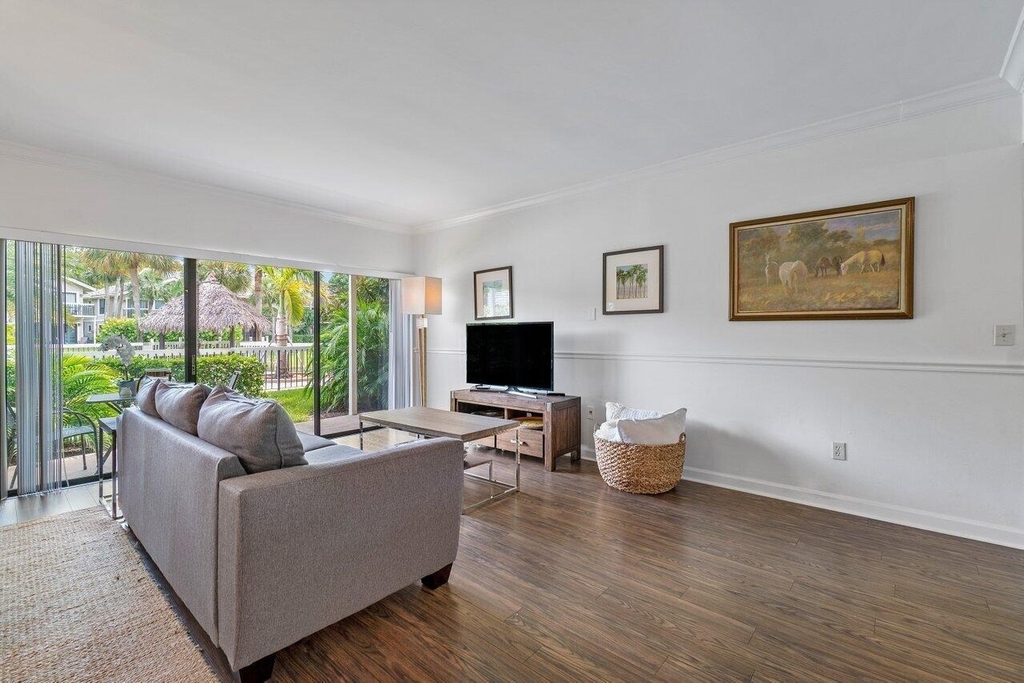 11863 Wimbledon Circle - Photo 26