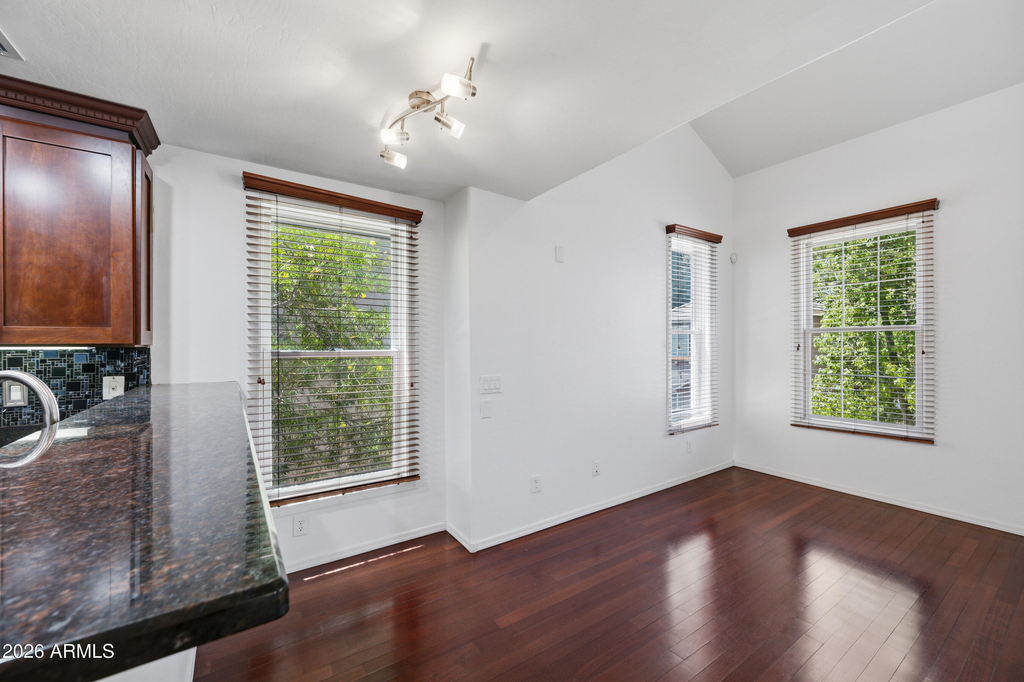 5724 S 21st Place - Photo 10