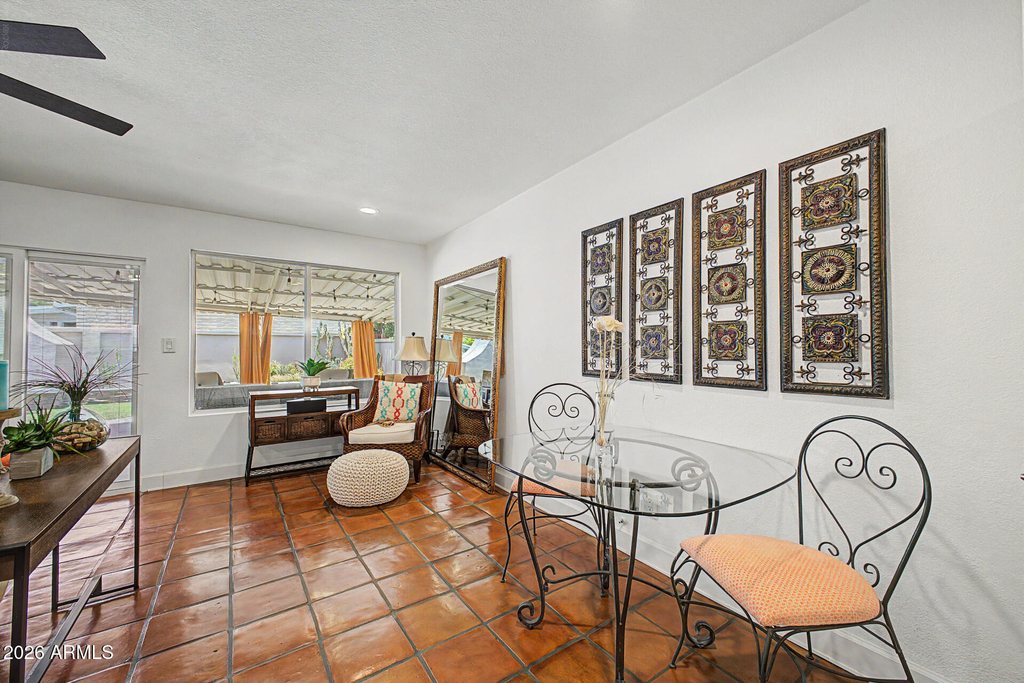 4718 N 77th Place - Photo 5