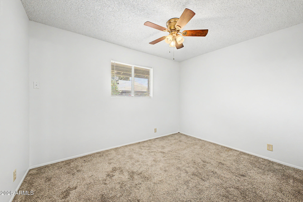 2931 E Beck Lane - Photo 20