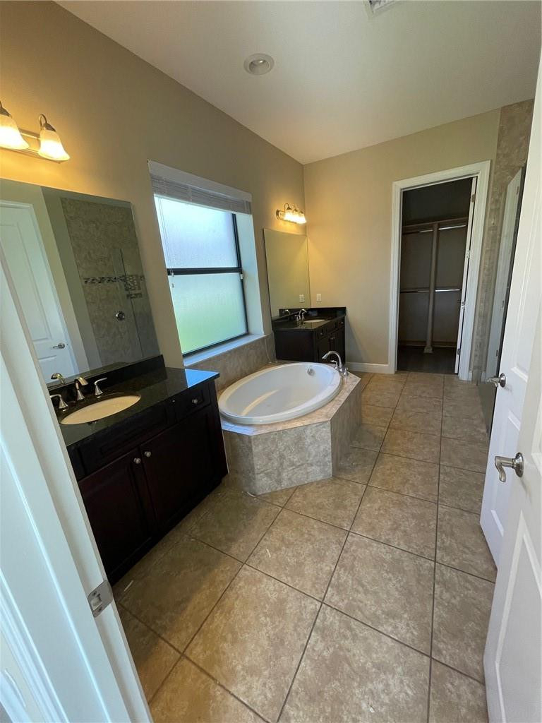 11170 Nw 83 Manor - Photo 3