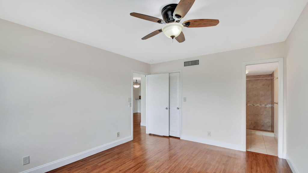 4539 Luxemburg Court - Photo 12
